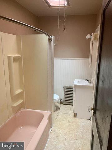 2nd image of 1309 Astor St