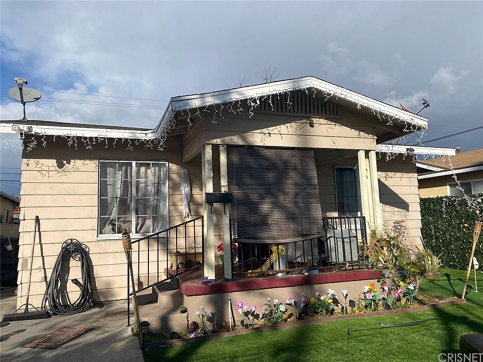 2nd image of 3607 E 59th Pl