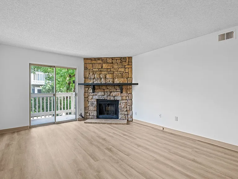 4400 S Quebec St #102-R — Photo 4