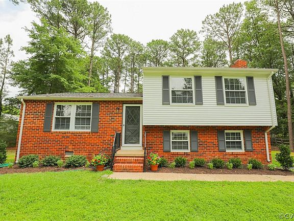 2nd image of 1807 Leslie Ct
