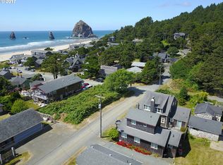 2431 Pacific St, Cannon Beach, OR 97110