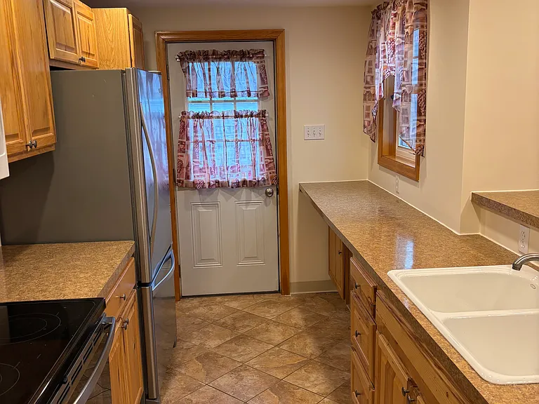 36 Cayuga Pl — Photo 28