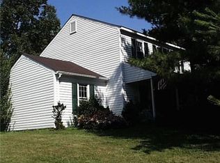 2805 Hollymead Dr, Charlottesville, VA 22911