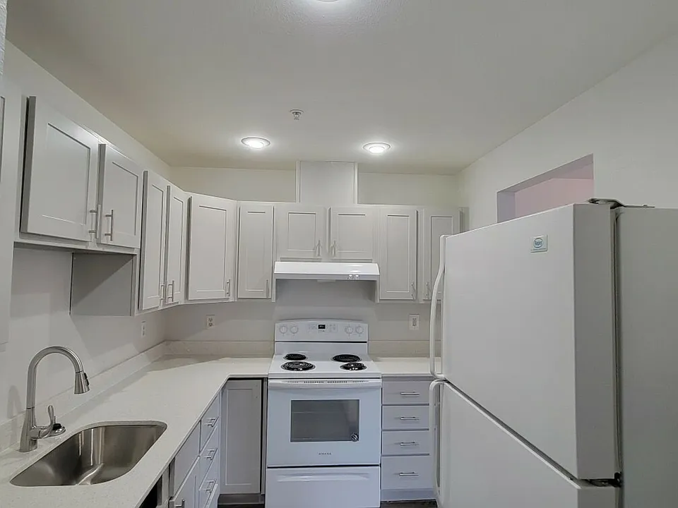 819-821 S Malaga Ave