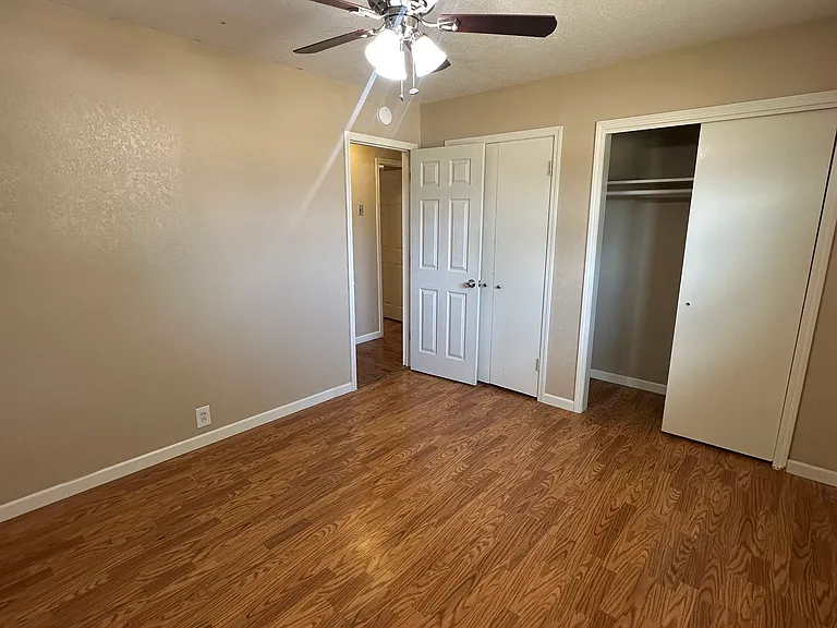 1610 S Saint Louis Ave #1 — Photo 17