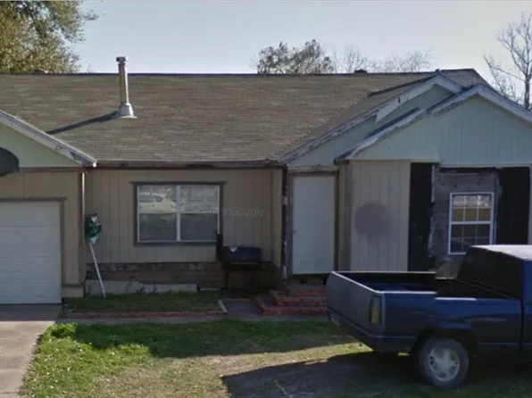 2332 Norma St, Port Arthur, TX 77640