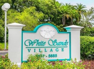 5681 Midnight Pass Rd APT 101, Sarasota, FL 34242