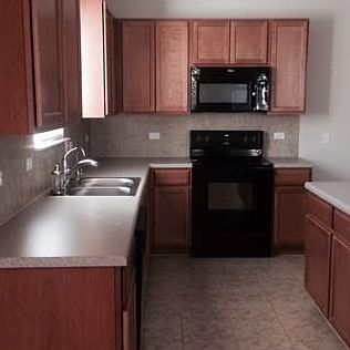 1st image of 200 Golden Butterfly Dr