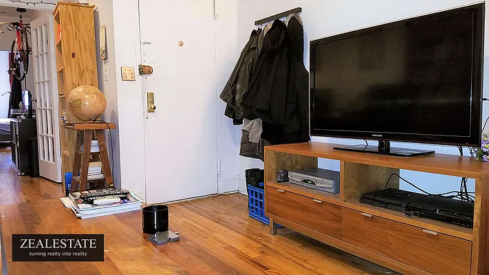 Rented by ZealEstate Group Inc | media 54