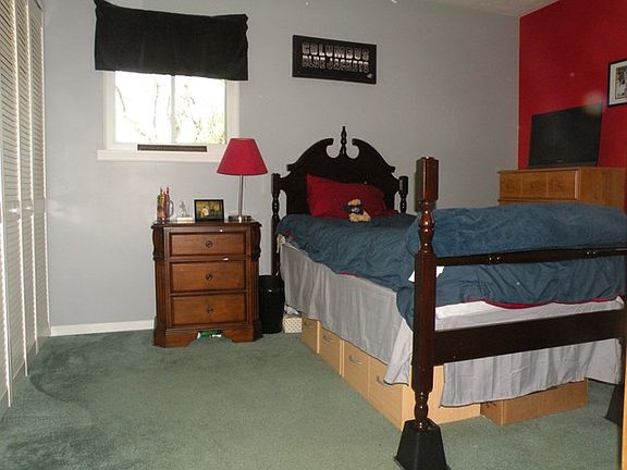 2nd image of 1200 Bellefontaine Ave