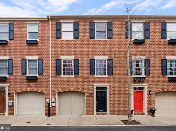 1033 N Leithgow St, Philadelphia, PA 19123