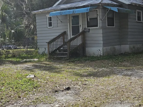 652 NE 15th St, Gainesville, FL 32641