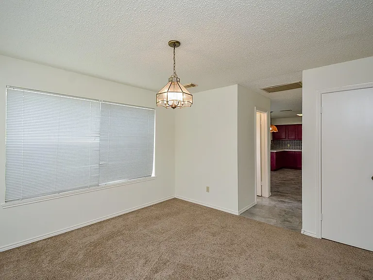 2314 Bent River Dr — Photo 6