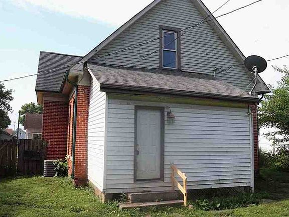 2nd image of 212 E Pennsylvania St
