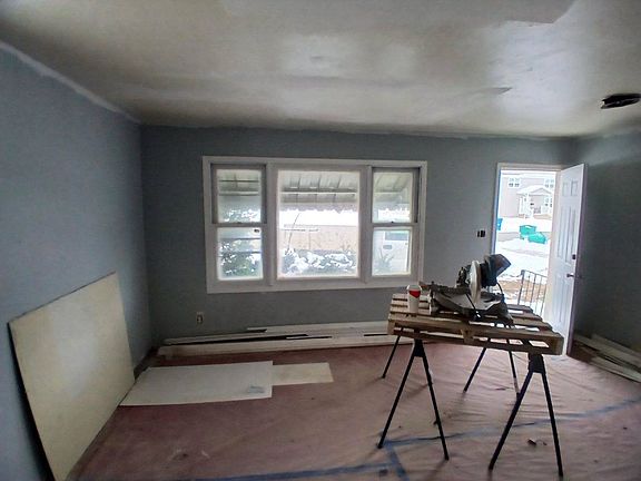 2nd image of 2639 Poplar Ave