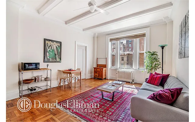 Sold by Douglas Elliman | media 10