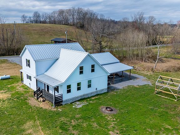 3rd image of 153 Lewis Rd