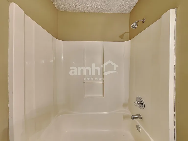 201 Walnut Creek Dr — Photo 15