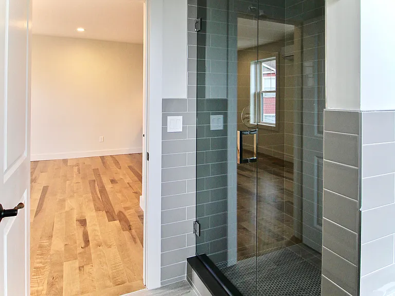 11-15 Piedmont St #2 — Photo 3