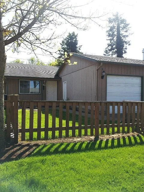 3808 N Juneau St photo 1