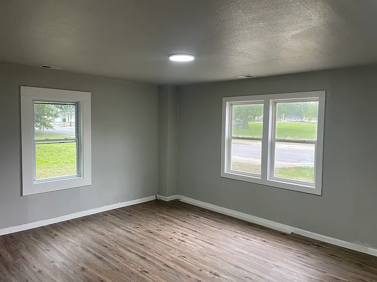 217 N Main St #A — Photo 3