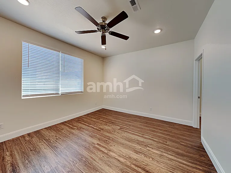 2635 W 3290 S — Photo 10