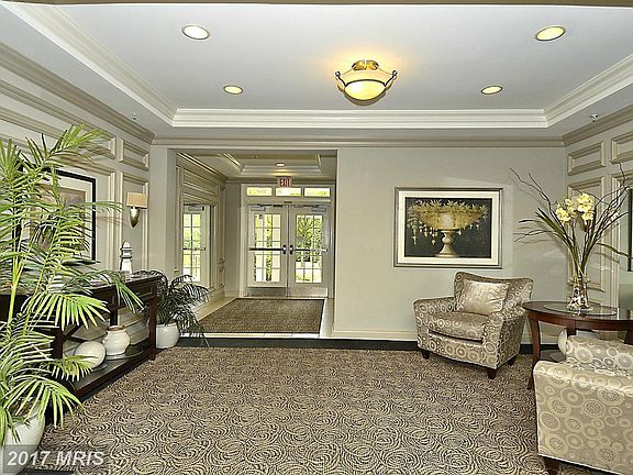 3rd image of 201 High Gables Dr APT 109