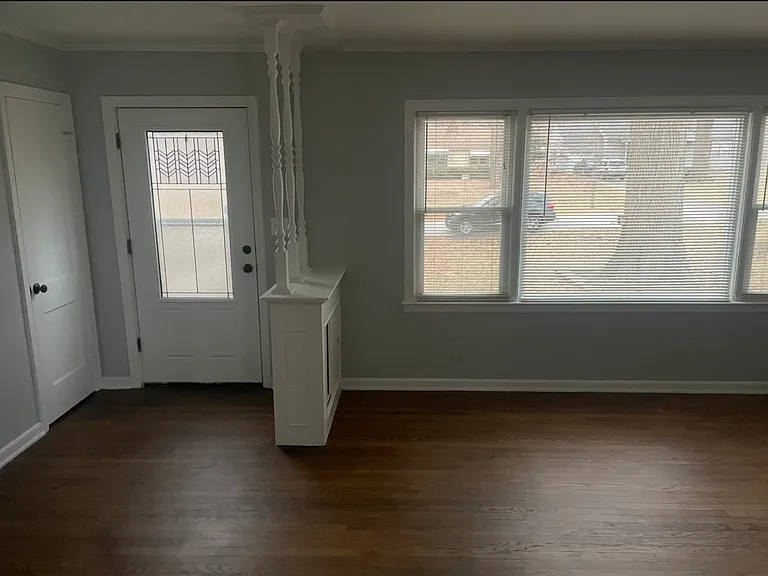 3728 S Norwood Ave — Photo 5