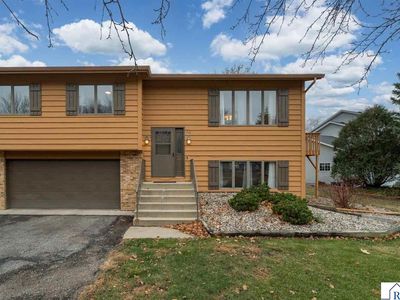 1551 Pleasant View Dr APT 201, North Mankato, MN, 56003