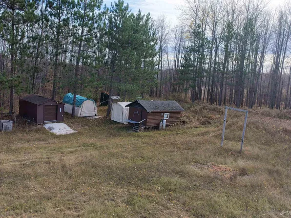 11525 M 28 Hwy, Trout Creek, MI 49967