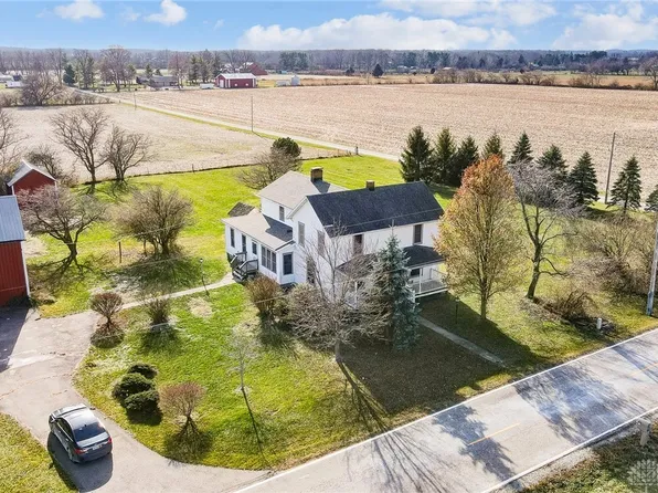 1969 W Jackson Rd, Yellow Springs, OH 45387