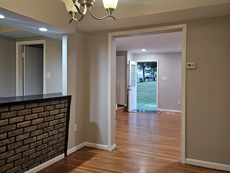 10 Sharpley Ct #20F — Photo 8