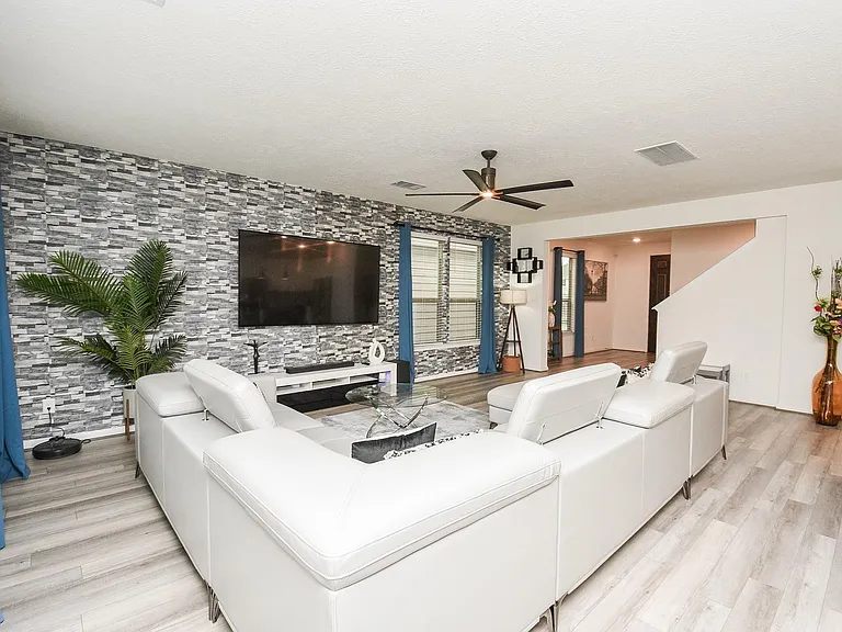 17250 Texas Willow Dr — Photo 30