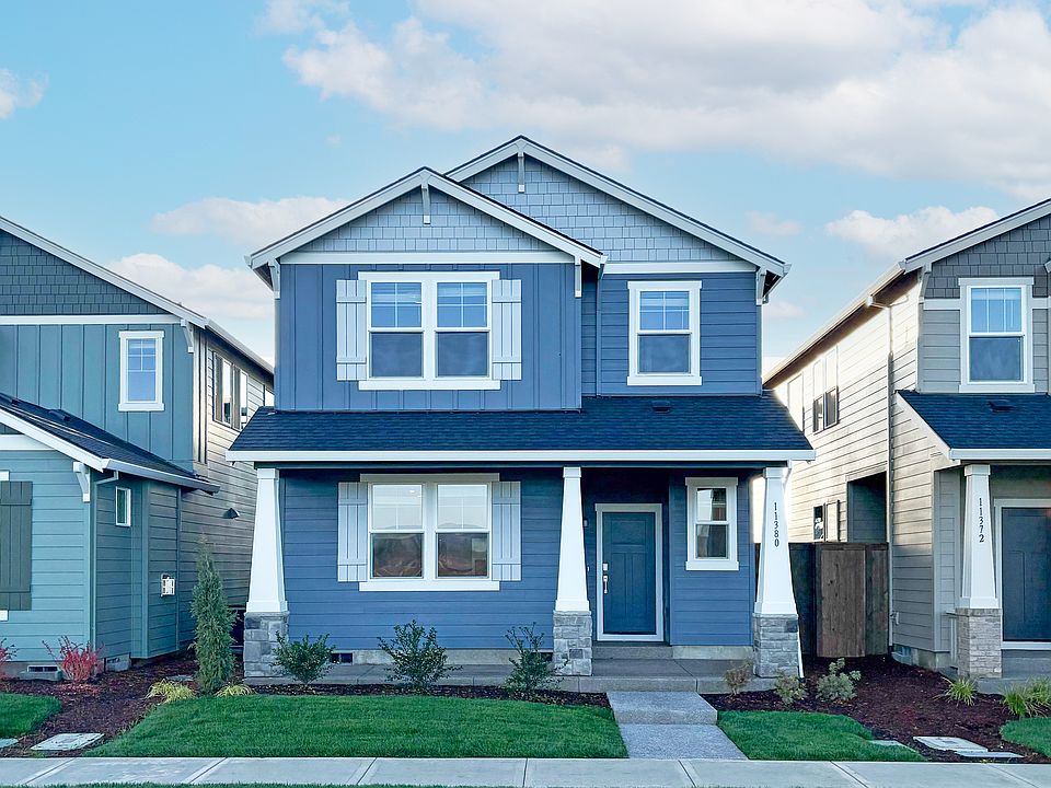 Brynhill Clark QMI H S444 Exterior