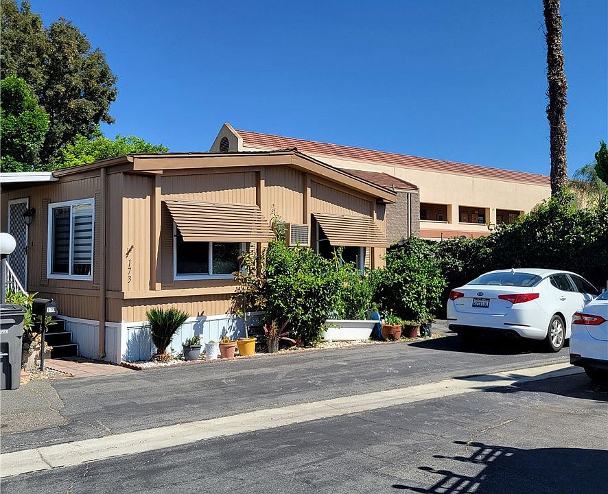 1st image of 12550 Carson St #173