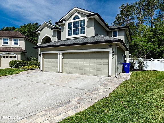 2nd image of 212 ARBOR GREEN Place