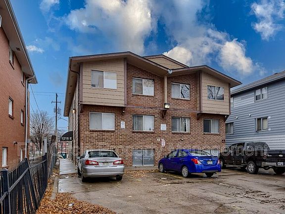 3rd image of 1218 E St #2