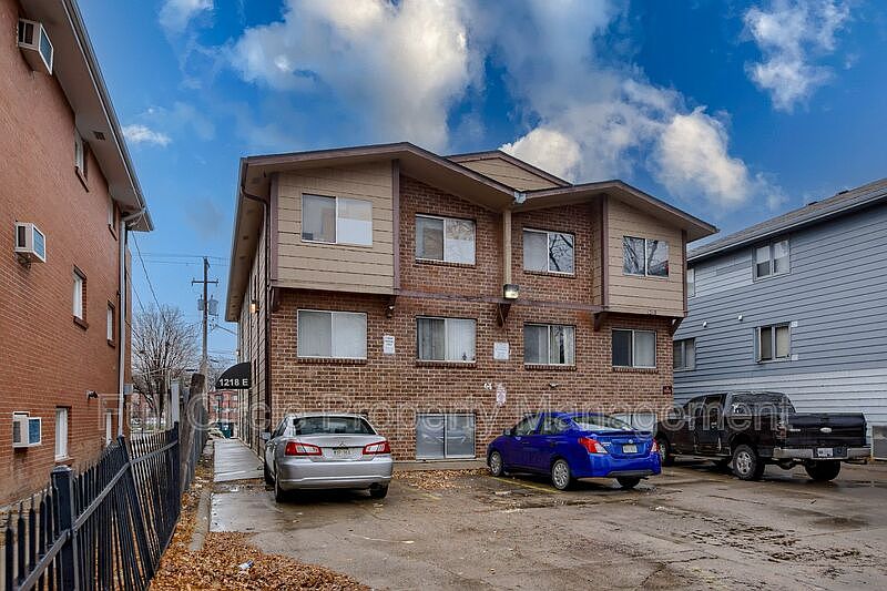 1st image of 1218 E St APT 7