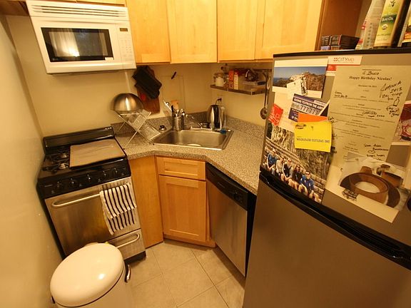 5th image of 313 W 88th St APT 1B