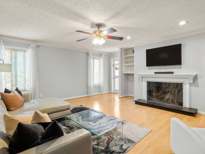 585 Emory Oaks Way, Decatur, GA, 30033