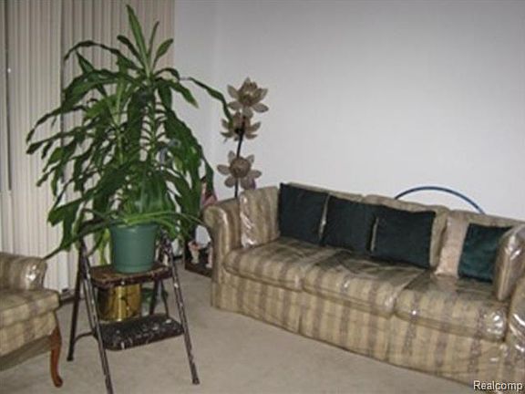3rd image of 3845 18th St
