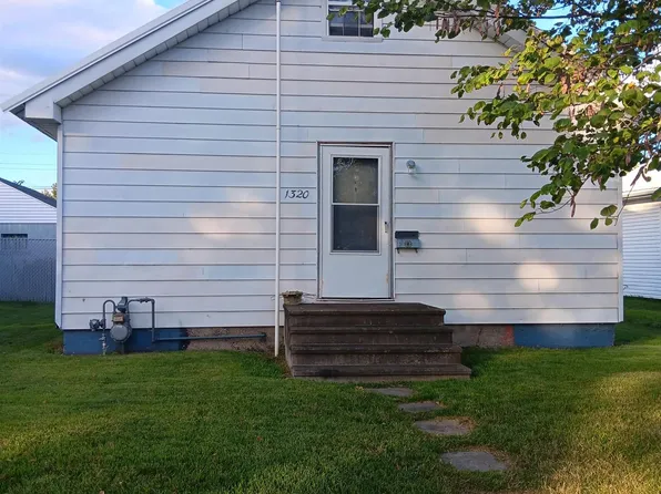 1320 Perry St, Vincennes, IN 47591