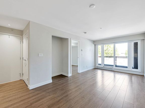 5th image of 1588 Hastings St E #218