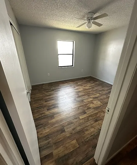13640 Hunt St — Photo 6