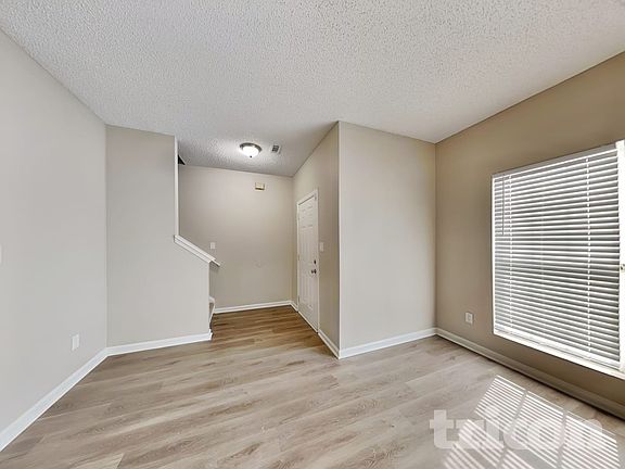 3rd image of 5090 Oakley Commons Blvd