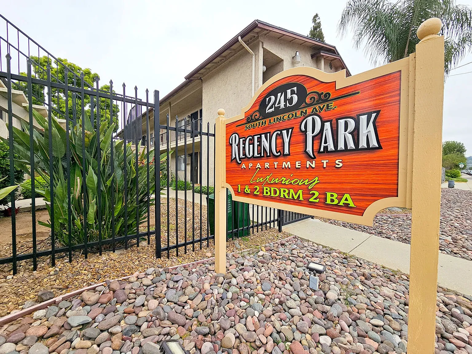 Regency Park — Photo 1