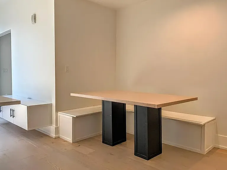 1075 Market St #409 — Photo 4