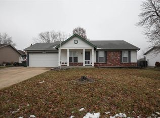 3904 Harvest Meadow Dr, Saint Peters, MO 63376