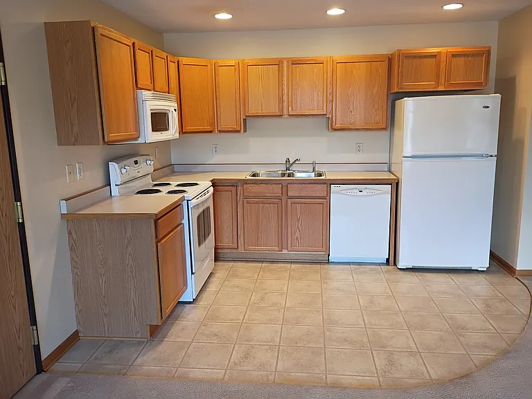 599 Cherry Ln #9 — Photo 12