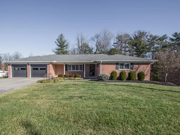 209 Homewood Dr, Beckley, WV 25801